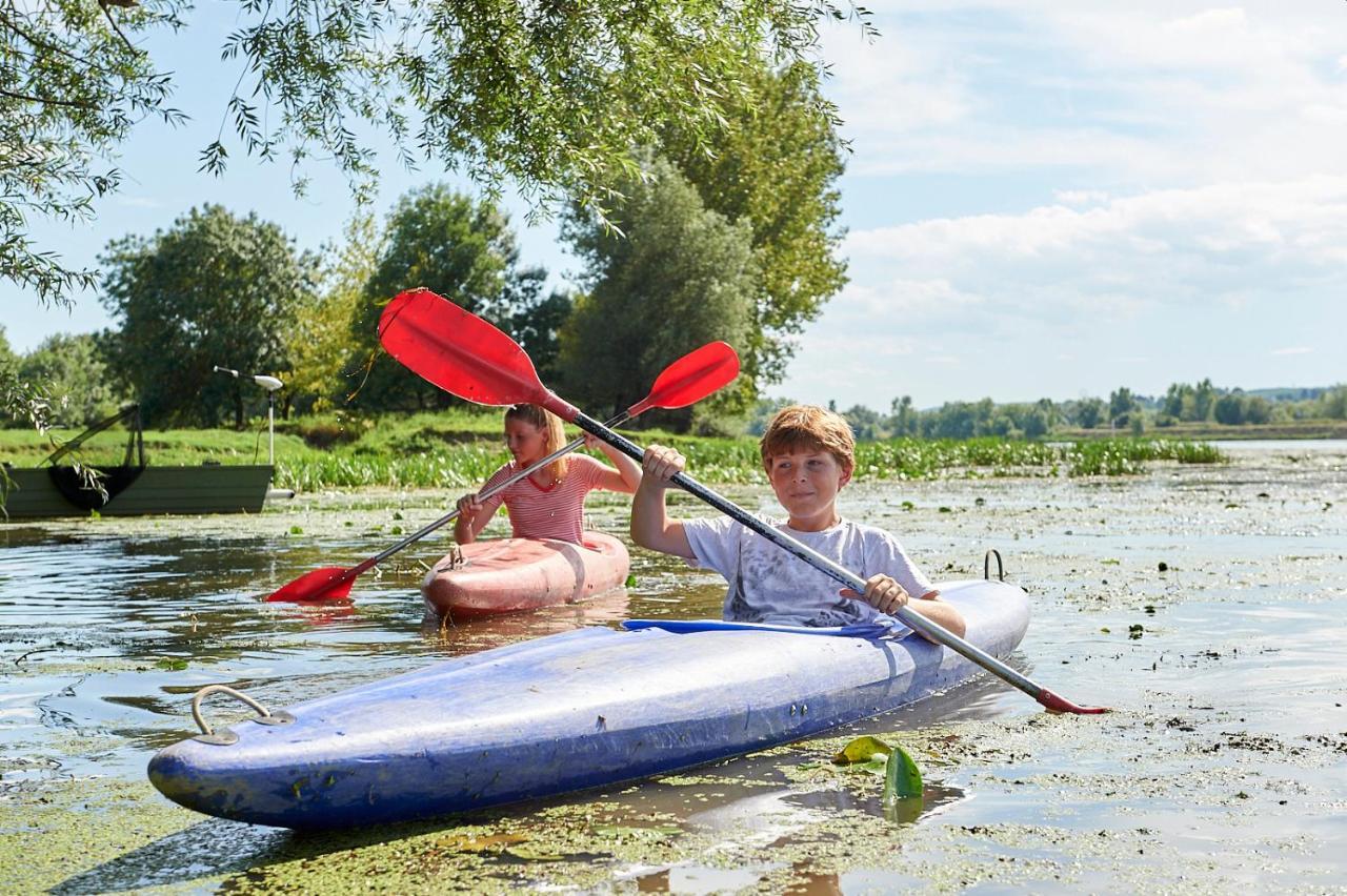 Camping Aux Rives Du Soleil ปงต์-เดอ-โวซ์ ภายนอก รูปภาพ