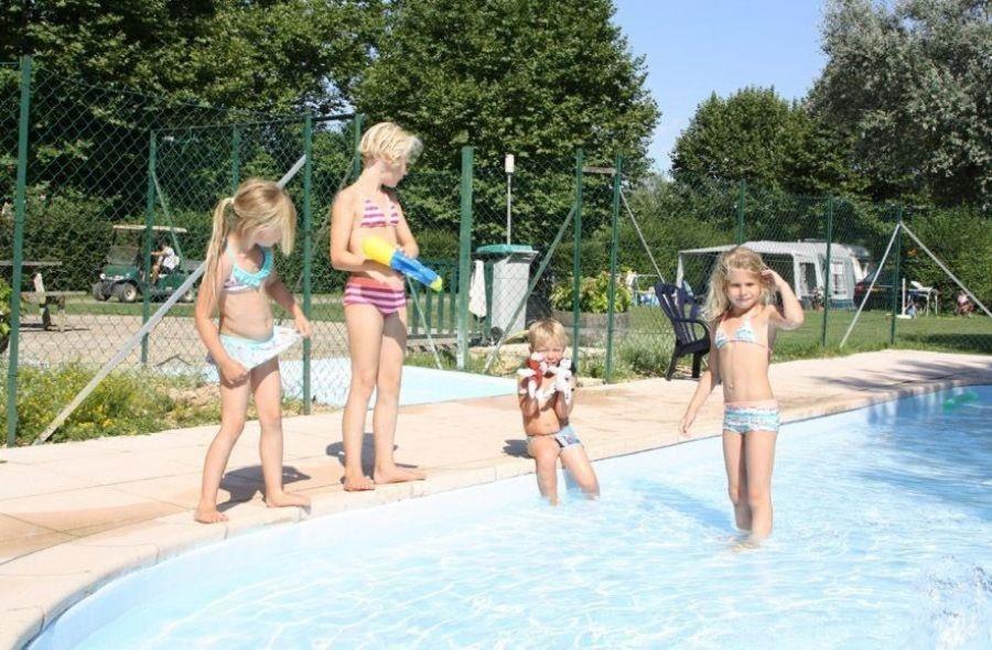 Camping Aux Rives Du Soleil ปงต์-เดอ-โวซ์ ภายนอก รูปภาพ