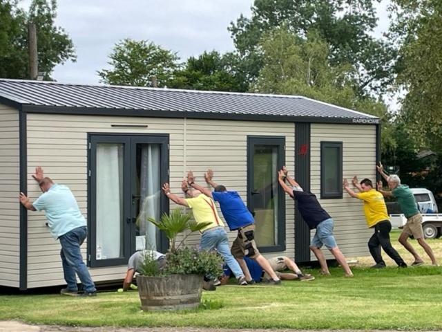 Camping Aux Rives Du Soleil ปงต์-เดอ-โวซ์ ภายนอก รูปภาพ